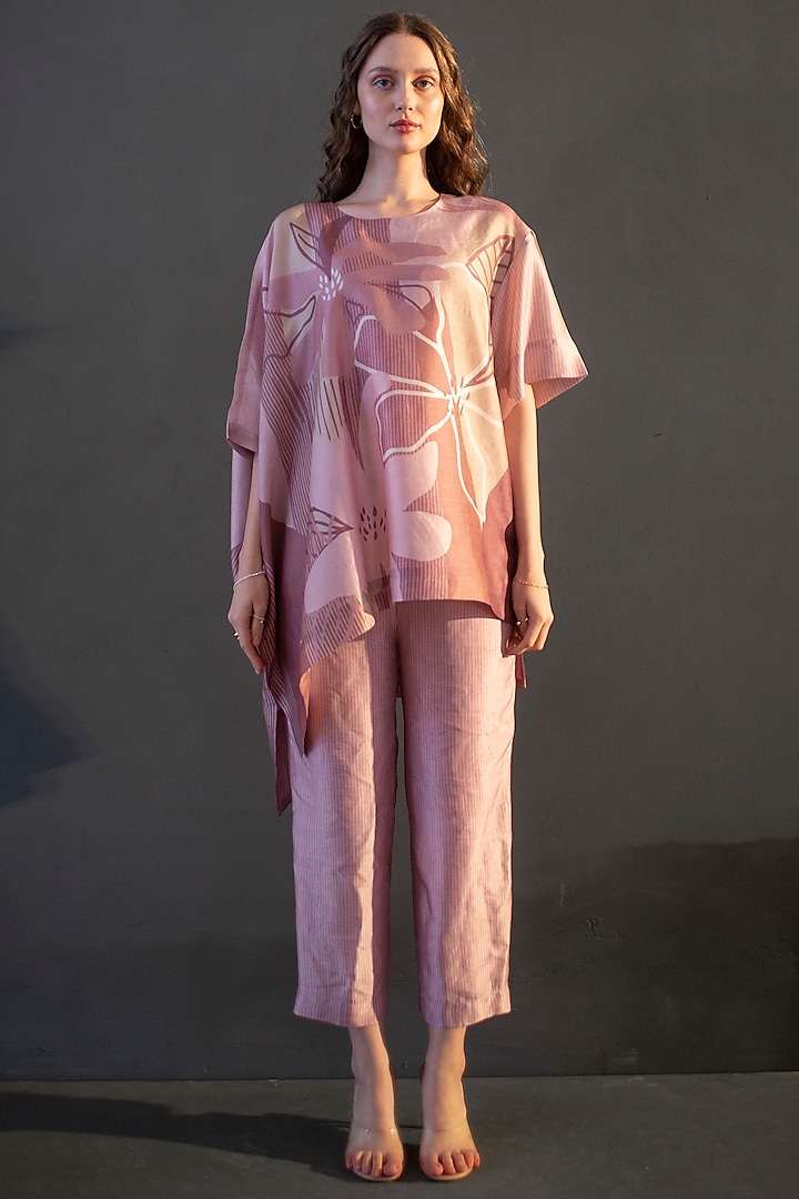 Mauve Pink Dupion Silk Printed Kaftan Set by CLOS