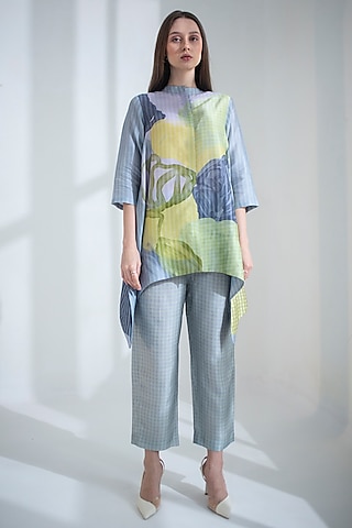 Grey & Yellow Dupion Silk Printed Kaftan Set by CLOS