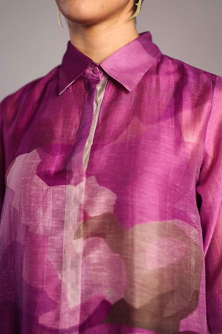 Beetroot Purple & Light Grey Linen Silk Kurta Set by CLOS at Pernia's Pop Up Shop