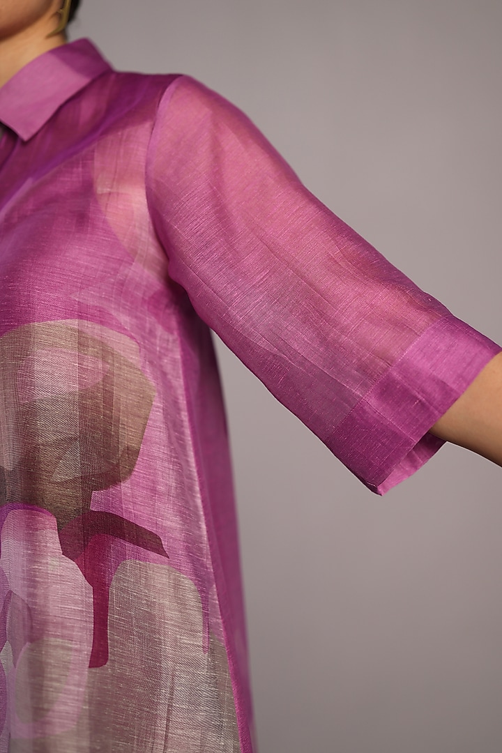 Beetroot Purple & Light Grey Linen Silk Kurta Set by CLOS at Pernia's Pop Up Shop