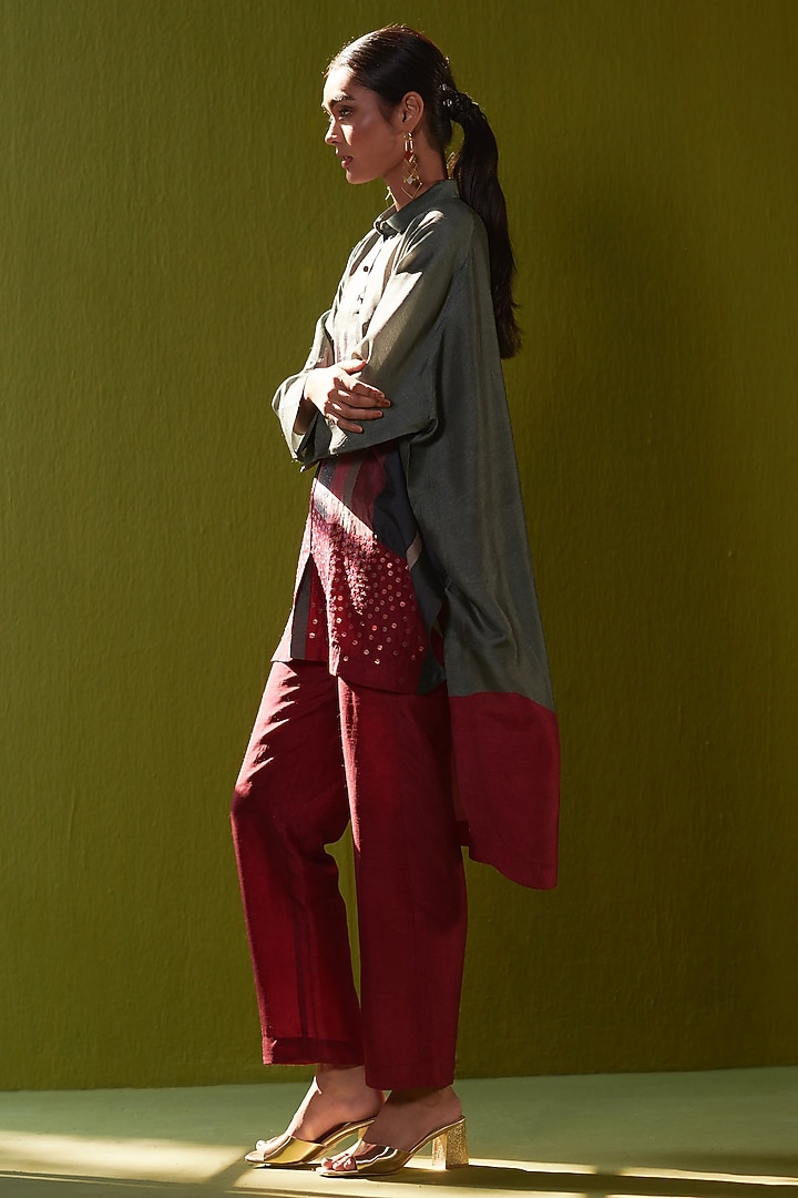 Hunter Green & Burgundy Dupion Silk Printed Kaftan Kurta Set by CLOS at Pernia's Pop Up Shop