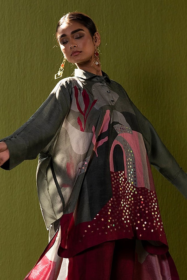 Hunter Green & Burgundy Dupion Silk Printed Kaftan Kurta Set by CLOS at Pernia's Pop Up Shop