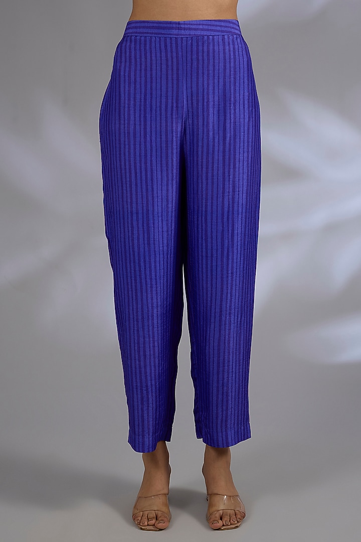 Blue Dupion Silk Kurta Set by CLOS at Pernia's Pop Up Shop