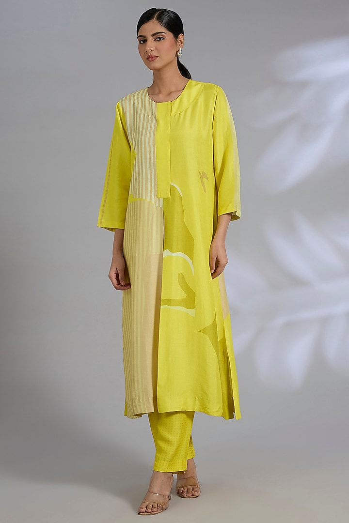 Yellow Dupion Silk Kurta Set by CLOS at Pernia's Pop Up Shop