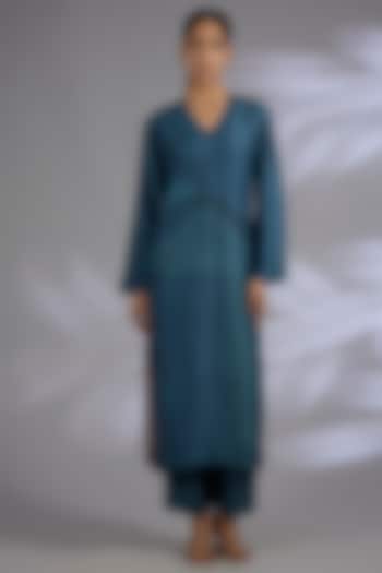 Blue Dupion Silk Kurta Set by CLOS at Pernia's Pop Up Shop