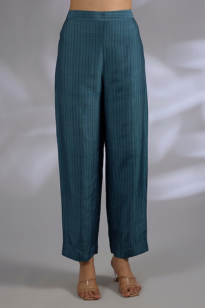 Blue Dupion Silk Kurta Set by CLOS at Pernia's Pop Up Shop