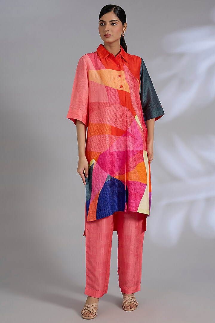 Pink Dupion Silk High-Low Kurta Set by CLOS at Pernia's Pop Up Shop