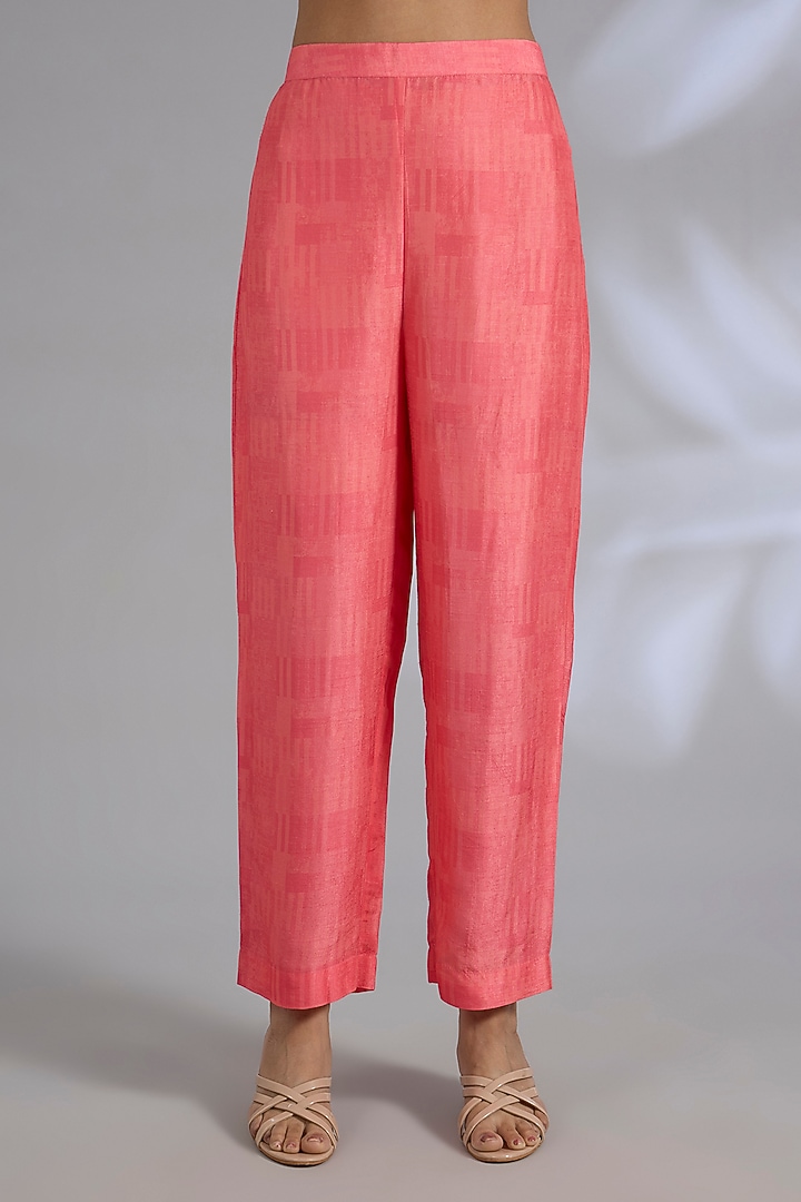 Pink Dupion Silk High-Low Kurta Set by CLOS at Pernia's Pop Up Shop