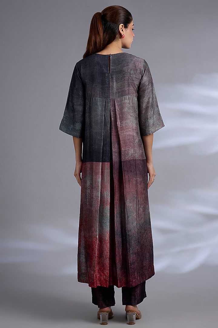 Wine Dupion Silk Kurta Set by CLOS at Pernia's Pop Up Shop