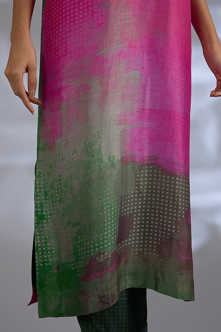 Pink Dupion Silk Kurta Set by CLOS at Pernia's Pop Up Shop