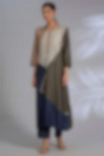 Multi-Colored Dupion Silk Kurta Set by CLOS at Pernia's Pop Up Shop