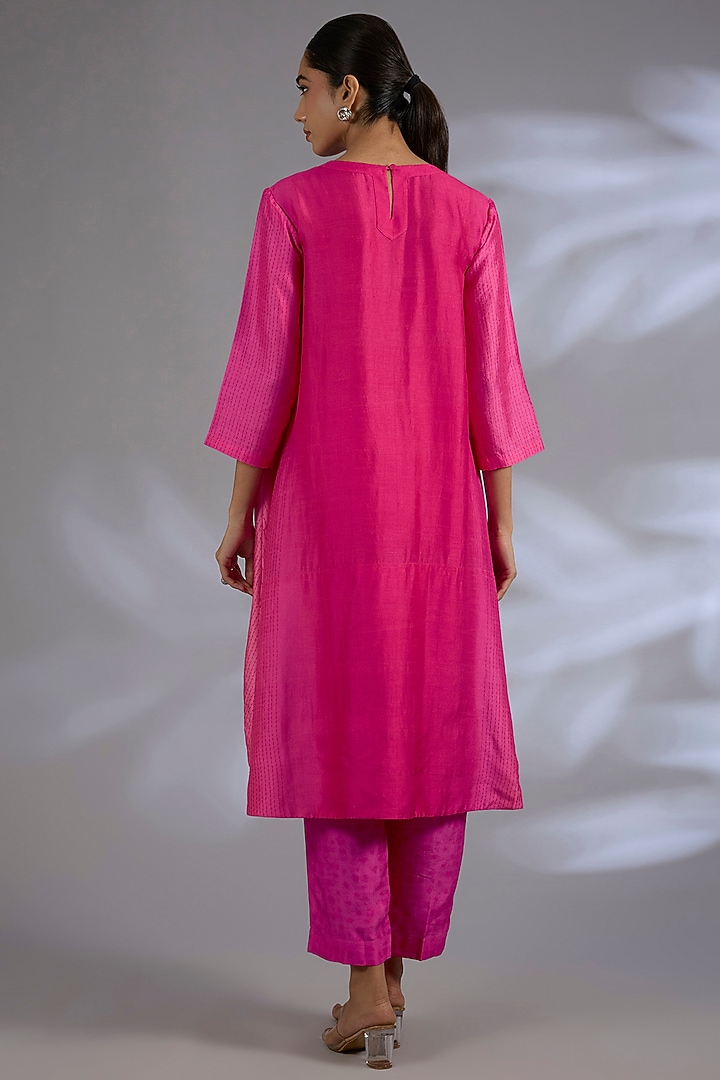Pink Dupion Silk Asymmetrical Kurta Set by CLOS at Pernia's Pop Up Shop