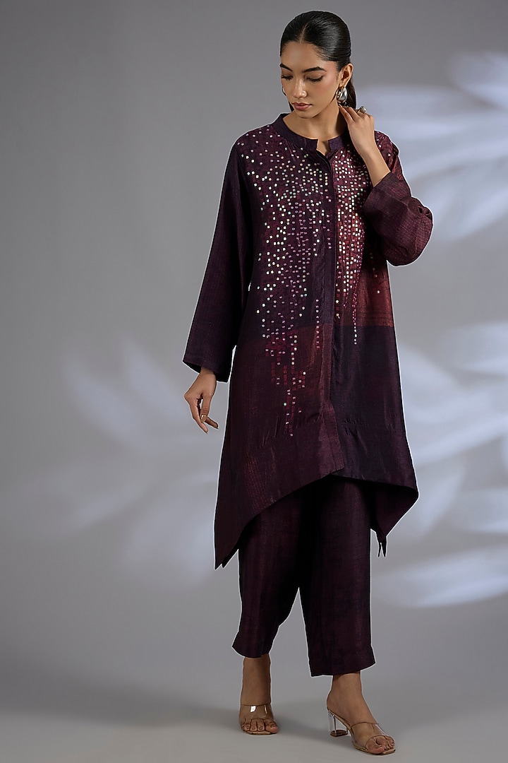 Wine Dupion Silk Geometric Printed Kurta Set by CLOS at Pernia's Pop Up Shop
