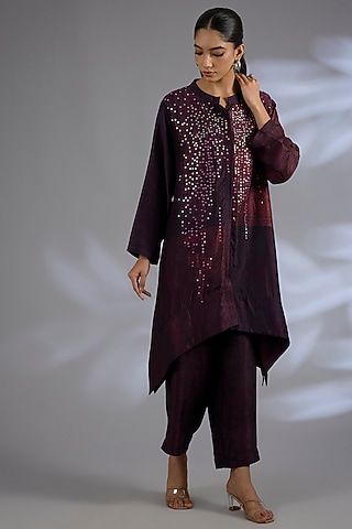 Wine Dupion Silk Geometric Printed Kurta Set by CLOS