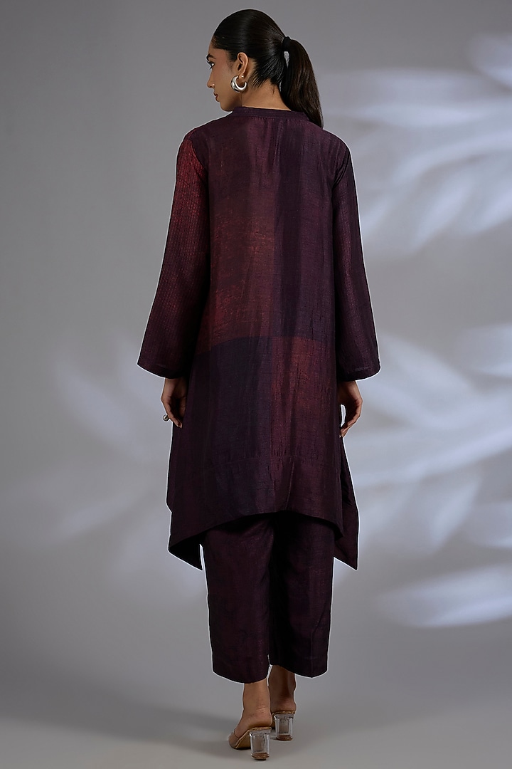 Wine Dupion Silk Geometric Printed Kurta Set by CLOS at Pernia's Pop Up Shop