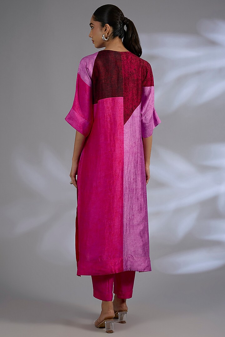 Pink Dupion Silk Kurta Set by CLOS at Pernia's Pop Up Shop