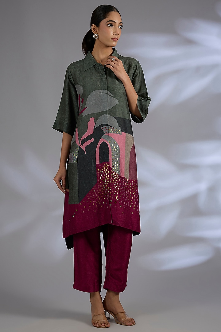 Maroon Dupion Silk High-Low Kurta Set by CLOS at Pernia's Pop Up Shop