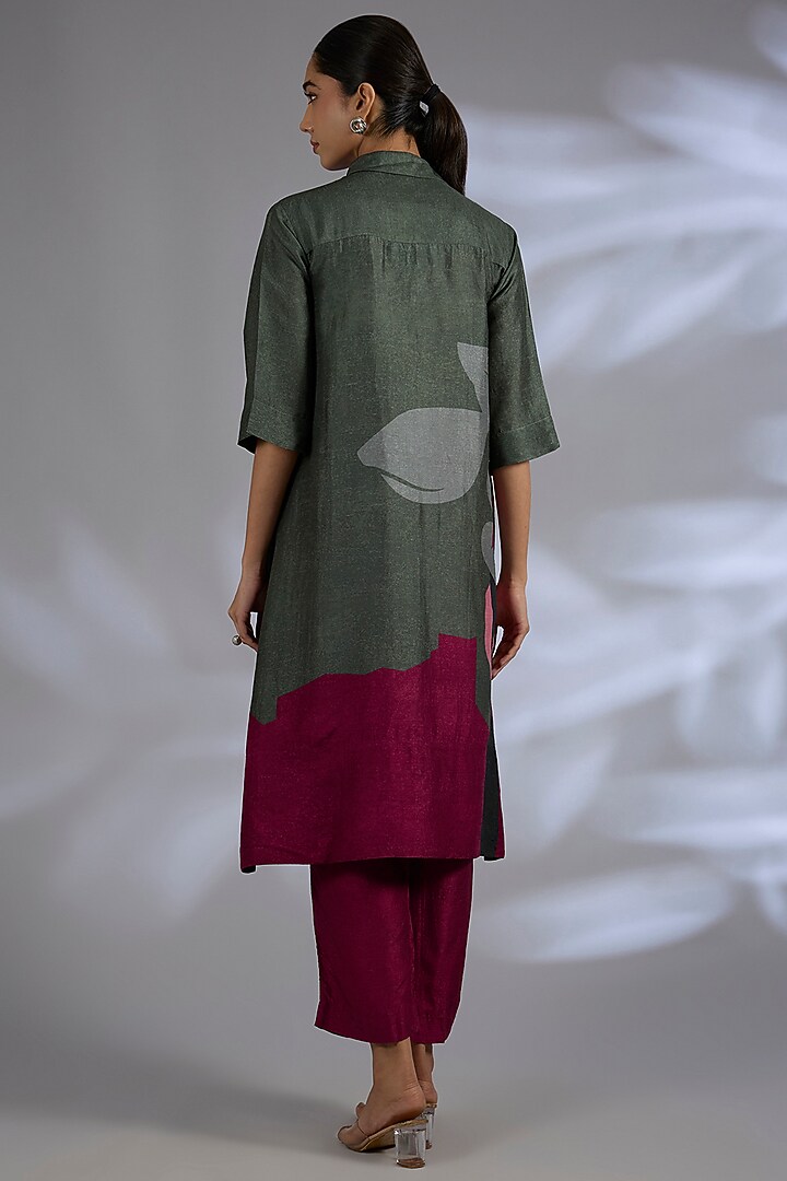 Maroon Dupion Silk High-Low Kurta Set by CLOS at Pernia's Pop Up Shop