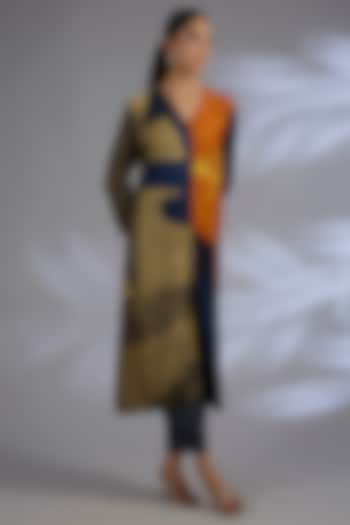 Multi-Colored Dupion Silk Kurta Set by CLOS at Pernia's Pop Up Shop