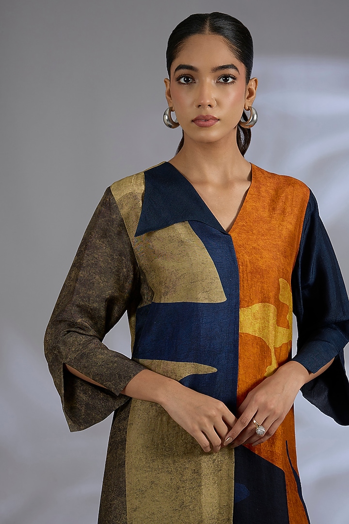 Multi-Colored Dupion Silk Kurta Set by CLOS at Pernia's Pop Up Shop