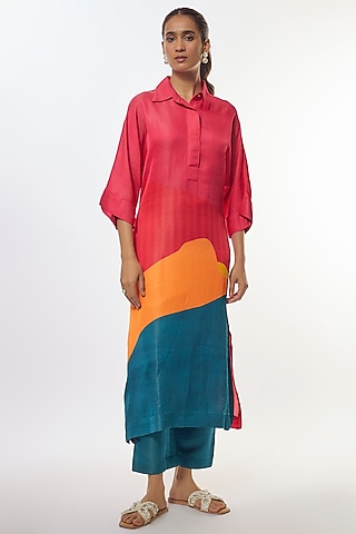 Pink Shimmer Silk Satin Abstract Printed Tunic Set by CLOS