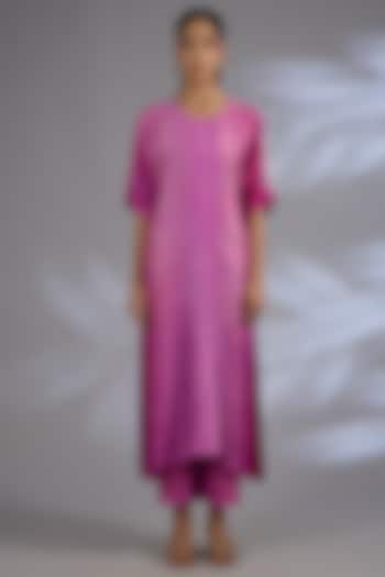Pink Dupion Silk Kurta Set by CLOS at Pernia's Pop Up Shop