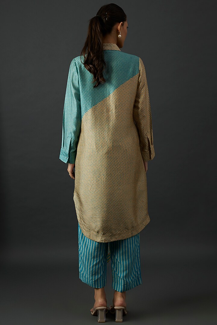 Blue Dupion Silk Abstract Printed Straight Kurta Set by CLOS at Pernia's Pop Up Shop