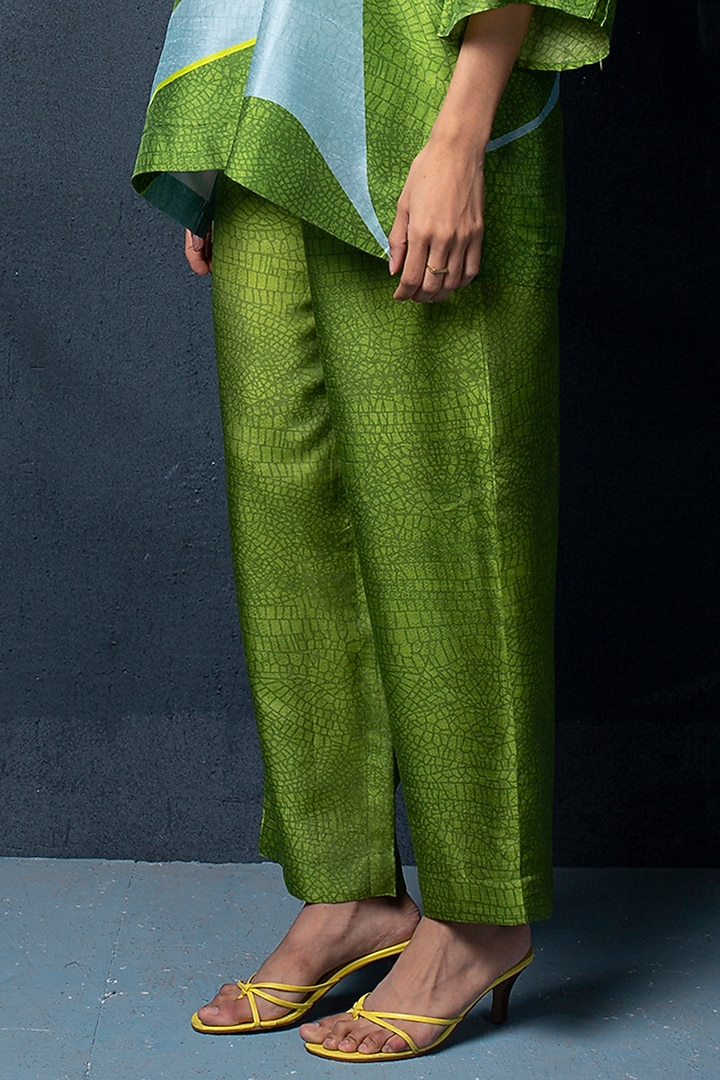 Pear Green Dupion Silk Pant Set by CLOS at Pernia's Pop Up Shop