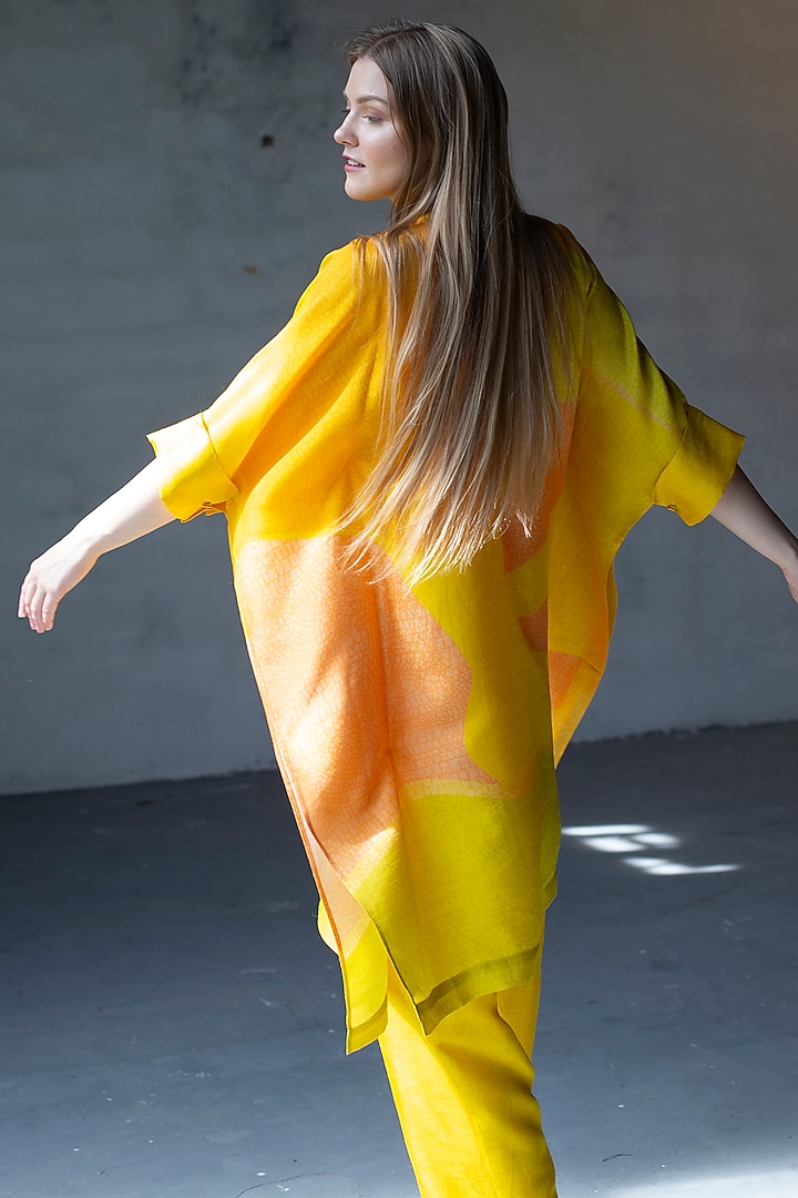 Cyber Yellow Printed Tunic Set by CLOS at Pernia's Pop Up Shop