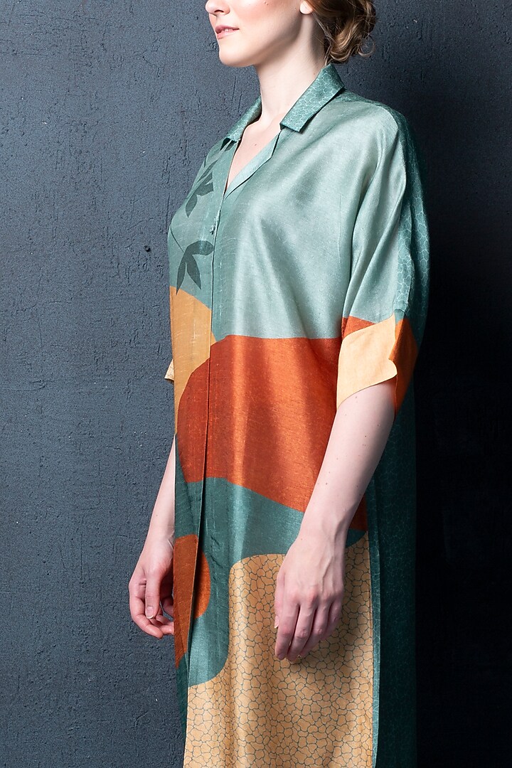 Stone Blue Printed Kurta Set by CLOS at Pernia's Pop Up Shop