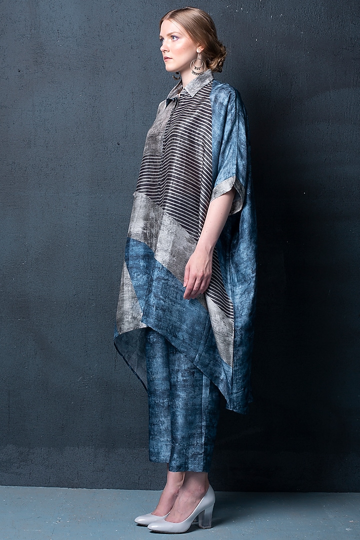 Grey Printed Kurta Set by CLOS at Pernia's Pop Up Shop