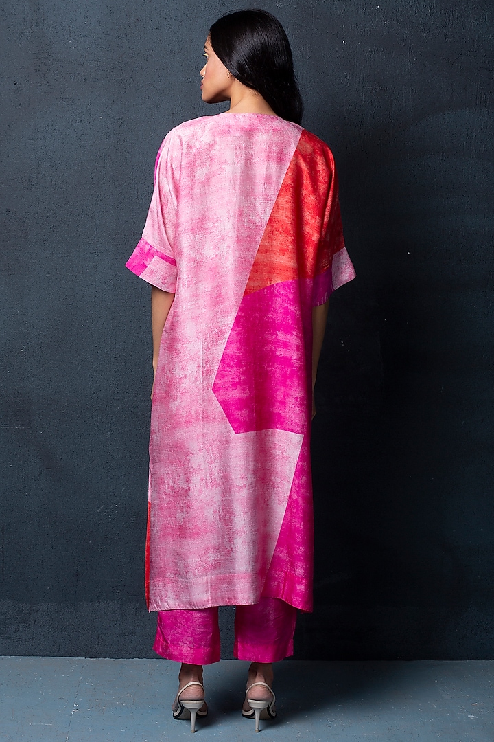 Hot Pink & Light Pink Printed Kurta Set by CLOS at Pernia's Pop Up Shop