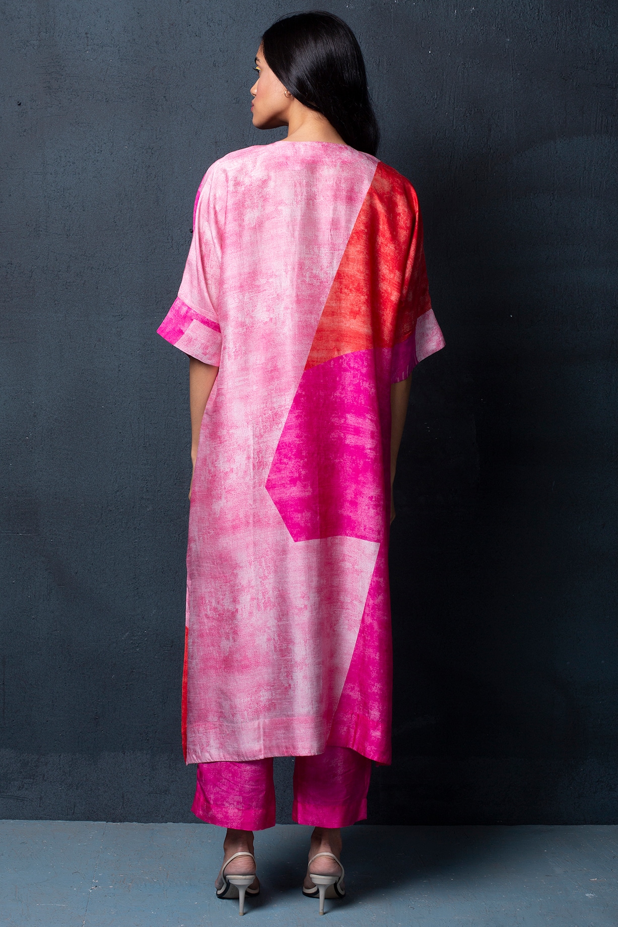 Cotton Printed Kurta or Kurti Fabric (Light Pink)