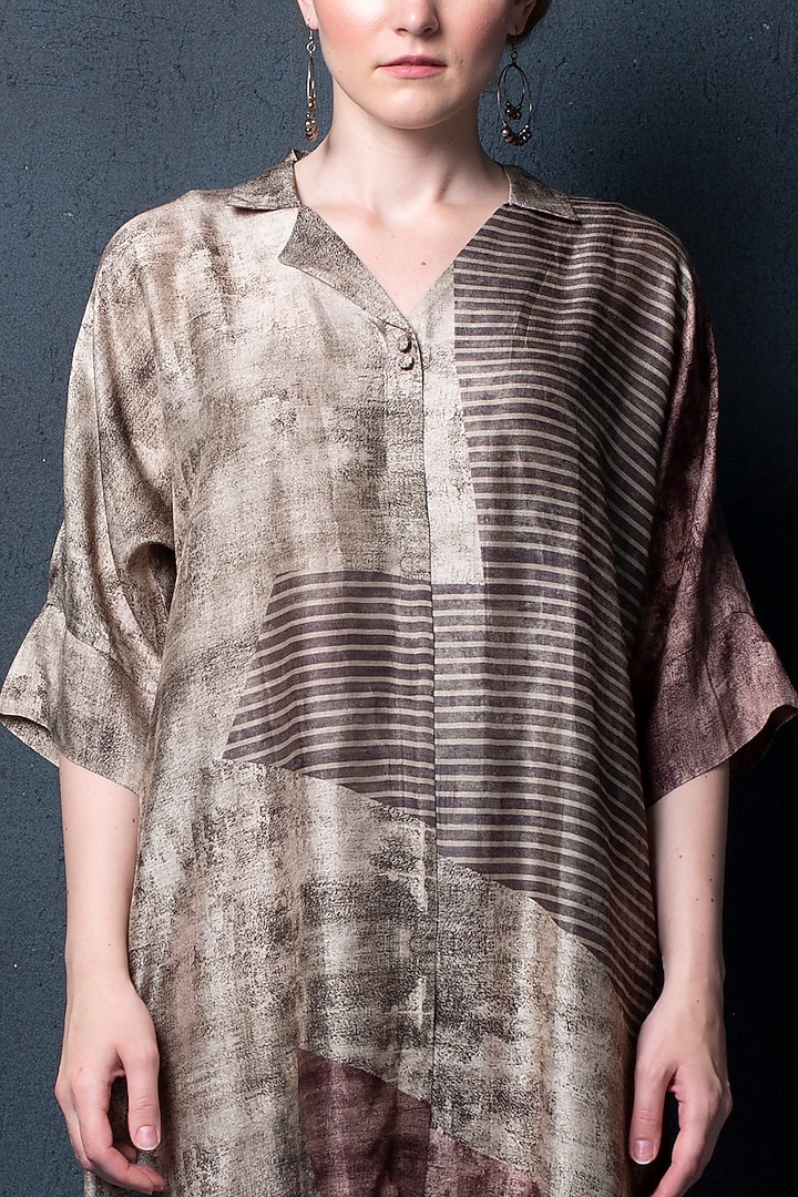 Brown & Grey Printed Kurta Set by CLOS at Pernia's Pop Up Shop