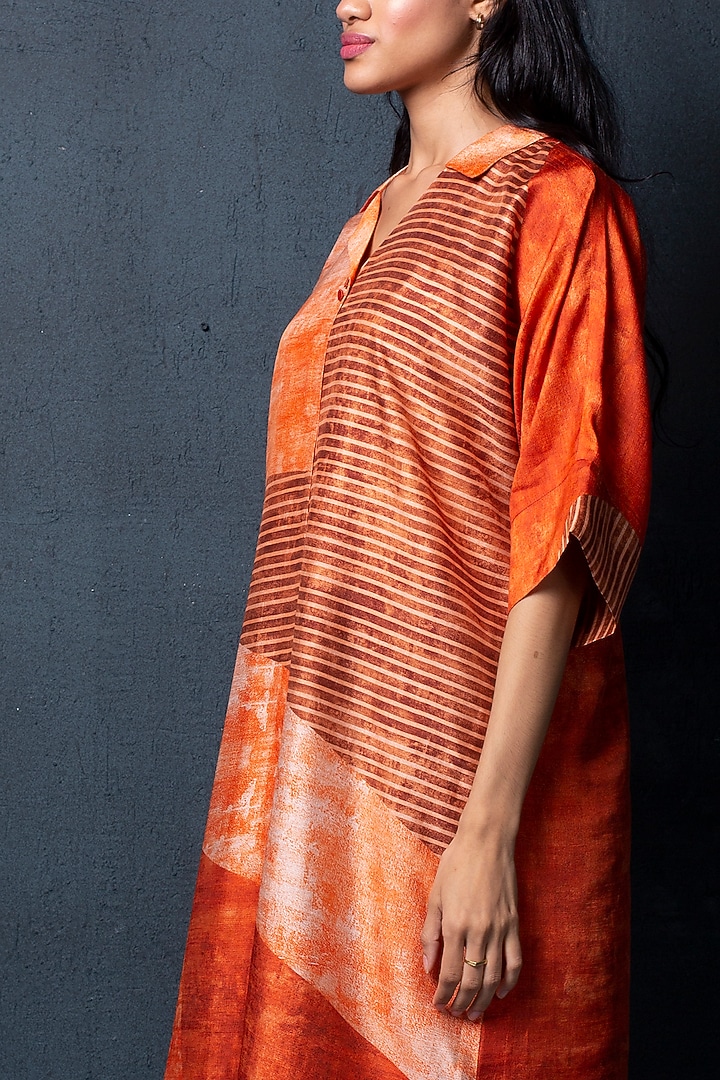 Orange & Bronze Printed Kurta Set by CLOS at Pernia's Pop Up Shop