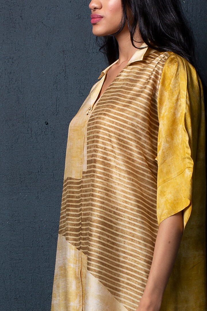 Mustard Yellow Printed Kurta Set by CLOS at Pernia's Pop Up Shop