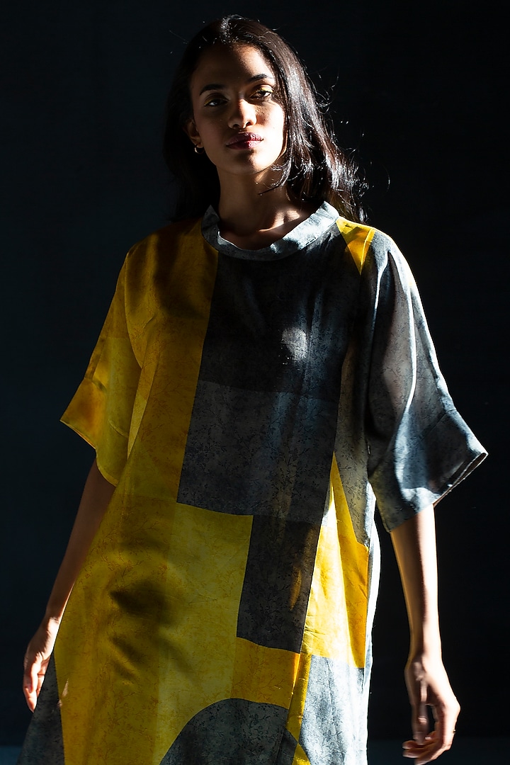 Grey & Yellow Printed Kaftan Set by CLOS at Pernia's Pop Up Shop
