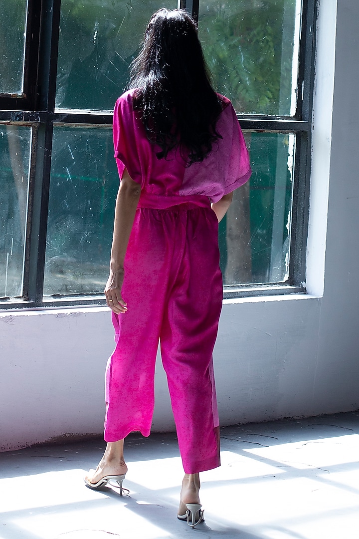 Fuchsia Printed Parallel Pant Set by CLOS at Pernia's Pop Up Shop