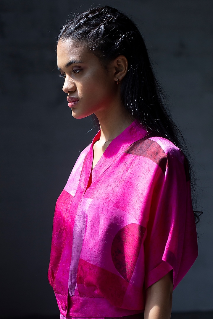 Fuchsia Printed Parallel Pant Set by CLOS at Pernia's Pop Up Shop