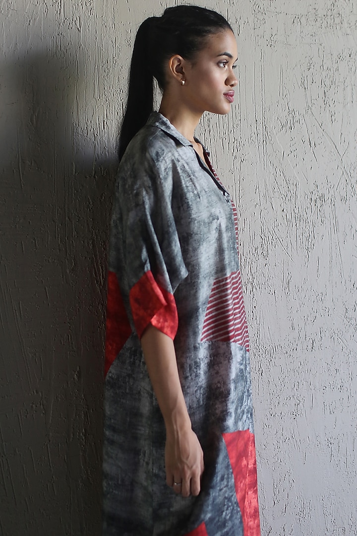 Red & Grey Printed Straight Kurta Set by CLOS at Pernia's Pop Up Shop