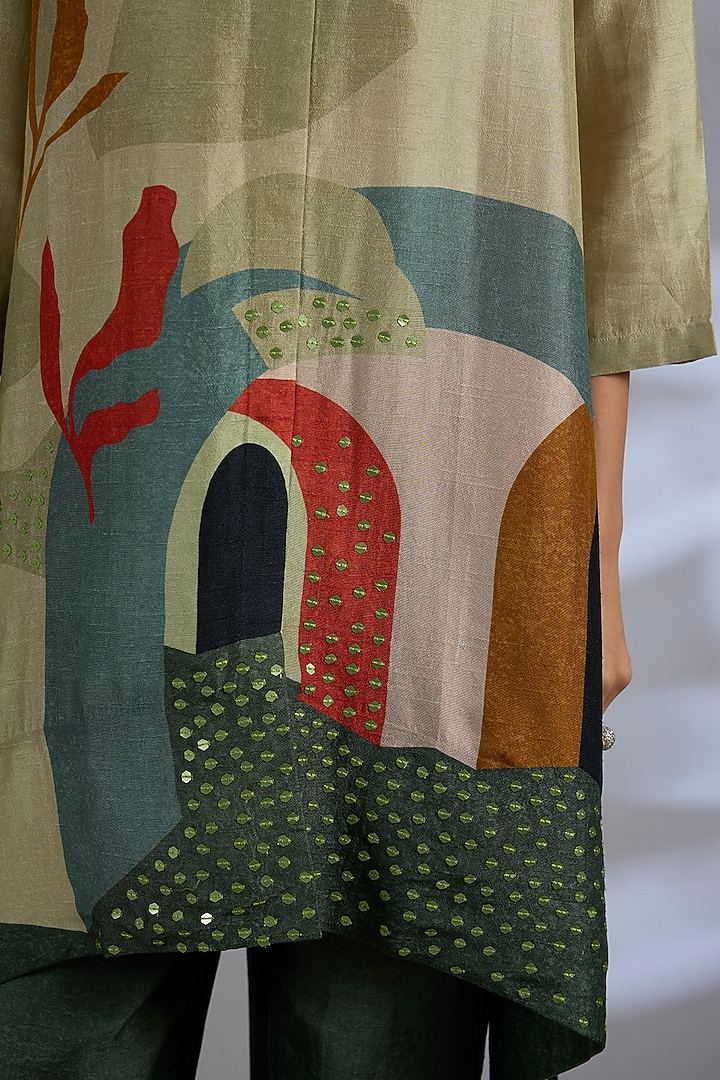 Grey Dupion Silk Geometric Printed Kurta Set by CLOS at Pernia's Pop Up Shop
