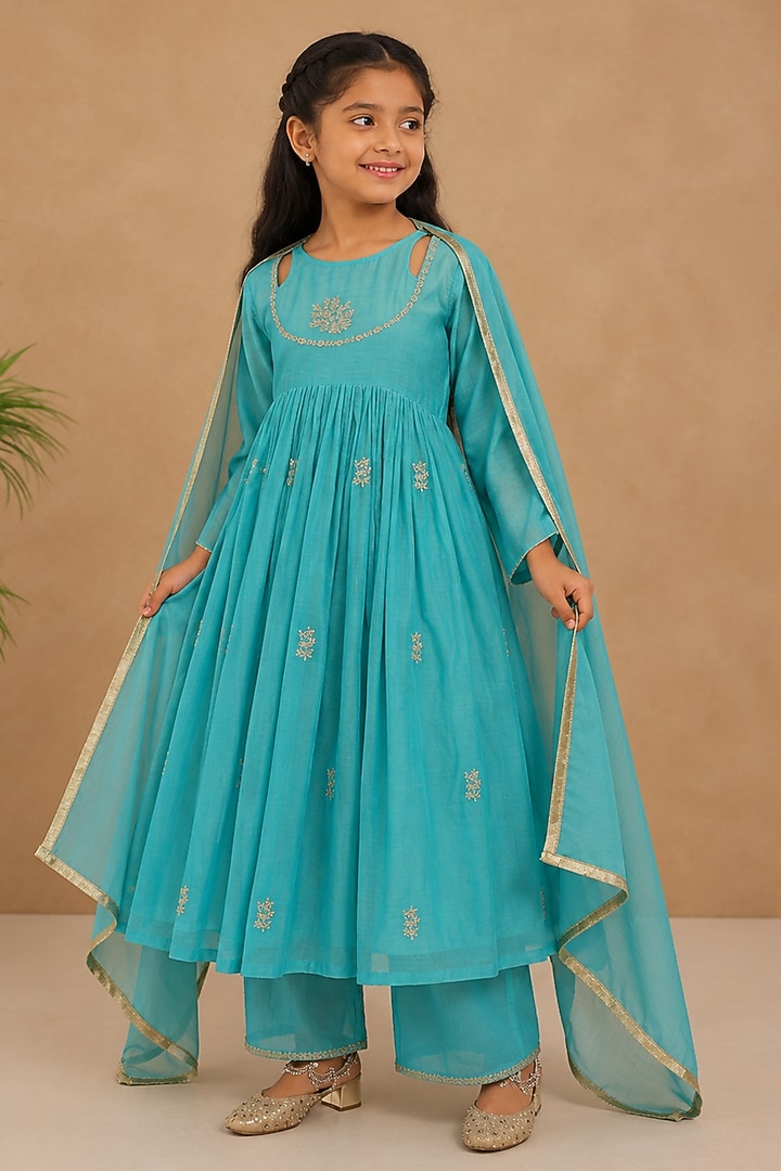 Turquoise Blue Mul Chanderi Kurta Set For Girls by Charu Makkar Kids at Pernia's Pop Up Shop