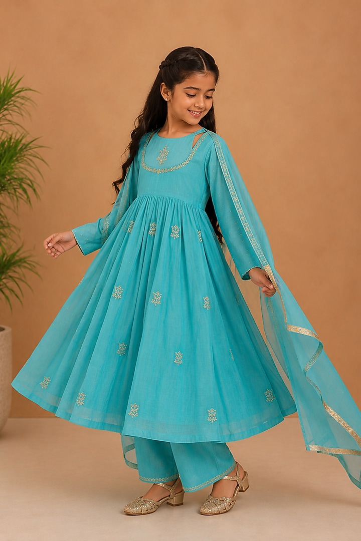 Turquoise Blue Mul Chanderi Kurta Set For Girls by Charu Makkar Kids at Pernia's Pop Up Shop