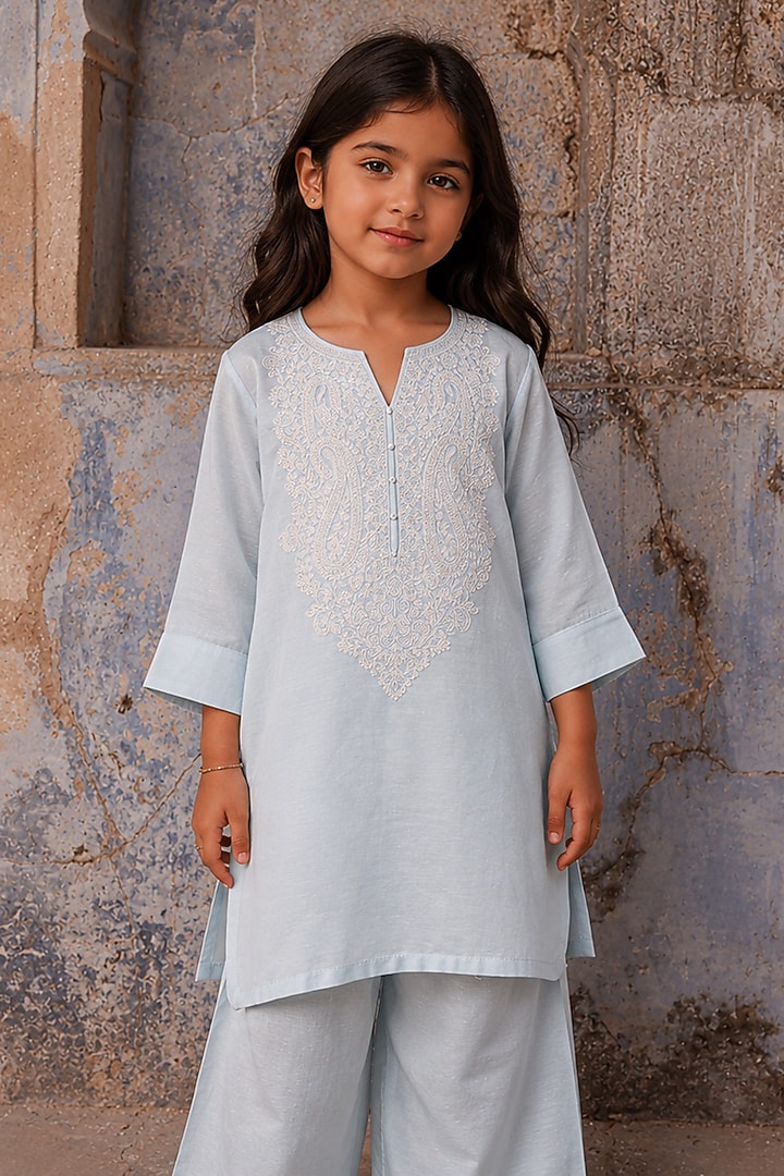 Powder Blue Slub Raw Silk Dori Embroidered Kurta Set For Girls by Charu Makkar Kids at Pernia's Pop Up Shop