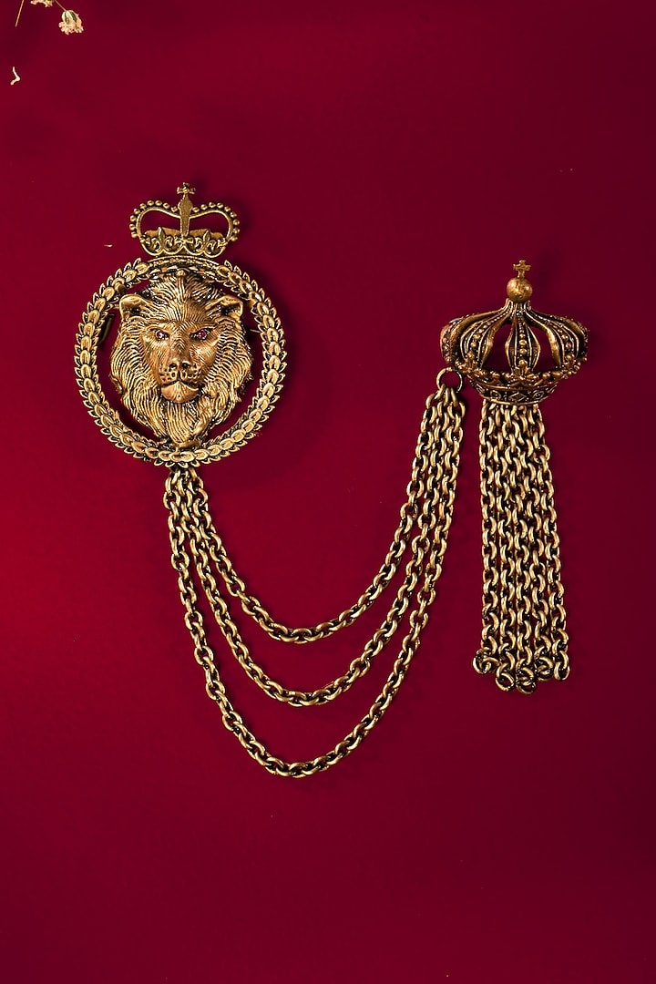 Antique Gold Lion Brooch by Cosa Nostraa at Pernia's Pop Up Shop