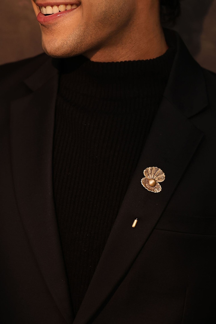 Antique Gold Brass Aurum Bloom Lapel Pin by Cosa Nostraa at Pernia's Pop Up Shop