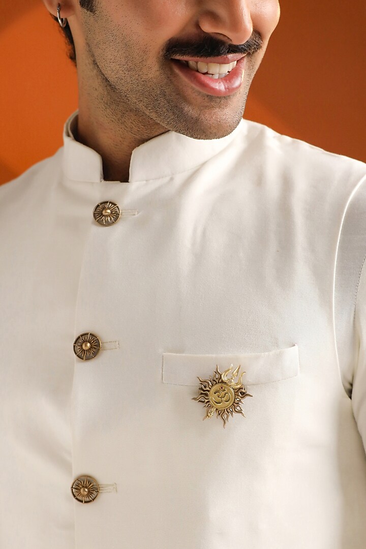 Oxidised Antique Gold Brass Brooch & Lapel Pin Gift Set by Cosa Nostraa at Pernia's Pop Up Shop