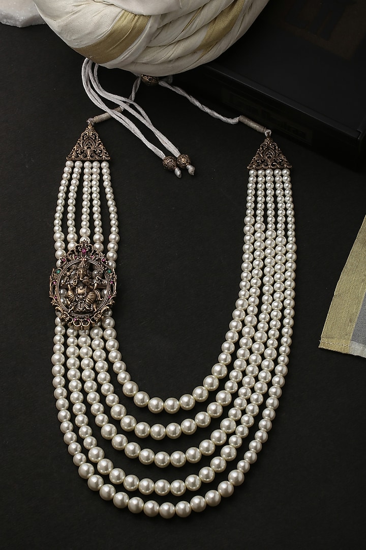 White Pearl Beaded Layered Mala by Cosa Nostraa at Pernia's Pop Up Shop