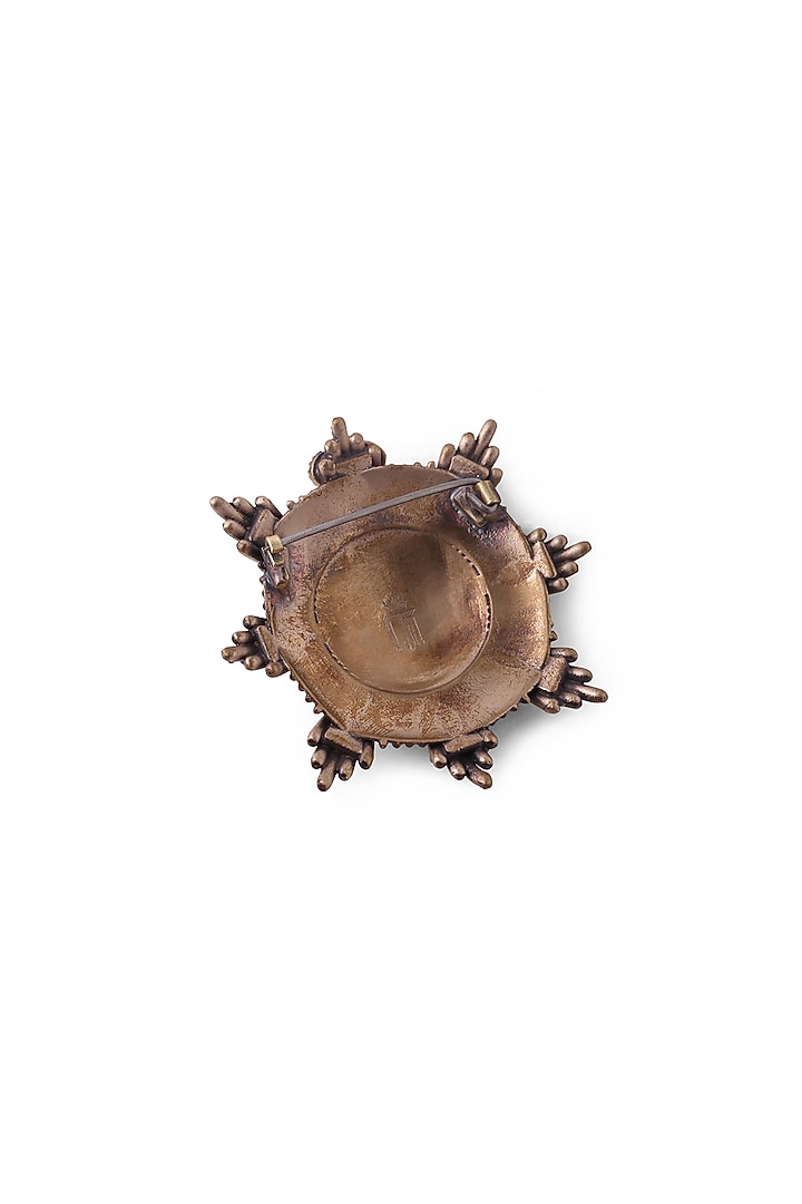Antique Gold Brass Lion Brooch by Cosa Nostraa at Pernia's Pop Up Shop