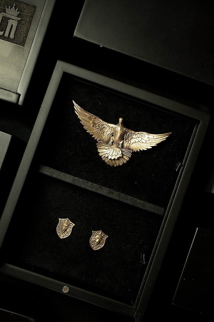 Antique Gold Brass Brooch & Collar Tip Set by Cosa Nostraa